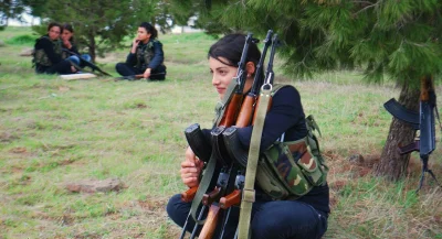 Unifokalizacja - #gunboners 
#ladnapani 
#kurdyjki
