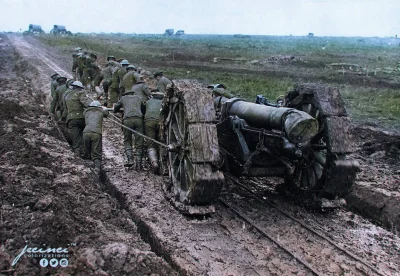 wojna - 6-calowa haubica 26 cwt Howitzer, w pobliżu Pozieres. 

Wrzesień 1916 r

...