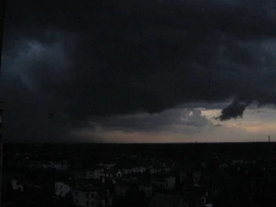defoxe - #bielskobiala, a zapowiadała się taka ładna burza #burza ( ͡° ʖ̯ ͡°)