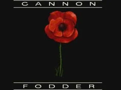 n.....r - Kto grał na #amiga #amiga500 w Cannon Fodder? #nostalgia. Jest gość który r...