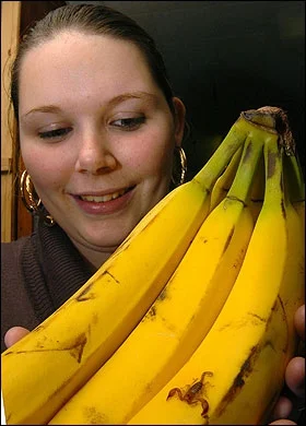 jaceks_ - @Ural-Z-S100: No to dla równowagi skorpion na bananach: