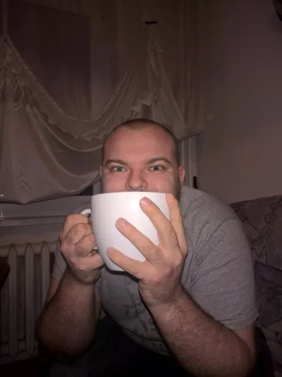 soadfan - @DuzeKubki to jest tak naprawdę duży kubek

#duzykubek #duzekubki #herbat...