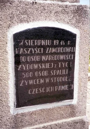 lakukaracza_ - 1/30 #30pogromowchallenge Pogrom w Radziłowie

 Ksiądz Dołęgowski z a...