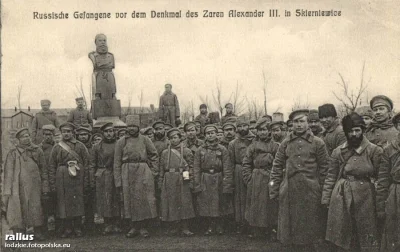 wariag - SKIERNIEWICE 1915. Popiersie Aleksandra III - przed cerkwią garnizonową #ret...