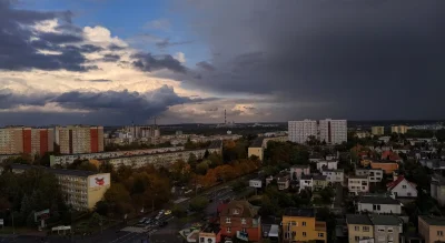 Tichyplusn - Wczoraj, godzina 15 ( ͡° ͜ʖ ͡°)
#poznan #pogoda #fotografia