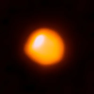 O.....Y - Radioteleskop ALMA uzyskał nowy obraz Betelgezy

Ten wielki pomarańczowy ...