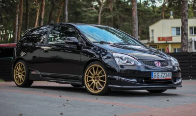 S.....6 - http://www.adrenalinemotorsport.pl/gielda/o,honda-civic-type-r-ep3-05r
faj...