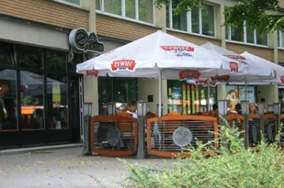 maluch_6 - #mojawarszawa ale ponoć dawny bar Espresso na Francuska 47, jest obecnym E...