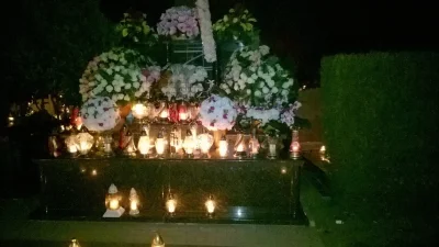 pw1 - w temacie #baniaucygana
pomnik Cyganów z 1.11 - w to święto Cyganie schodzą si...