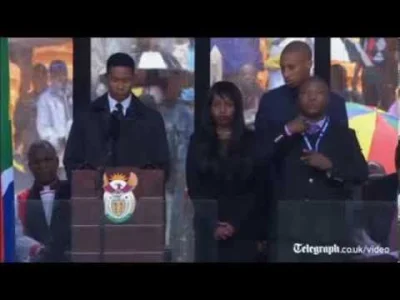 PabloFBK - Poniżej nagranie "tłumacza języka migowego" podczas pogrzebu Mandeli macha...