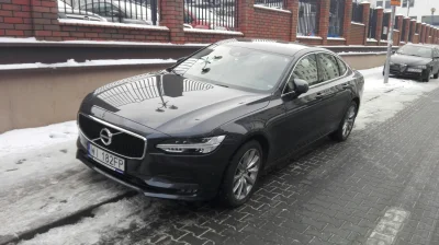 superduck - Volvo S90 D4 (2016-...)
R4 2,0 190KM turbodiesel
0-100 km/h - 8,2s

Myśla...