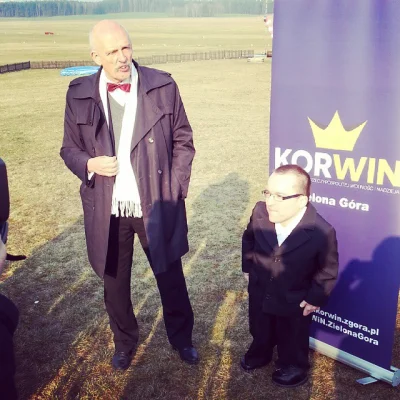 dizzapointed - #korwin wraz z Przywódcą Gnomów.

#humorobrazkowy #polityka