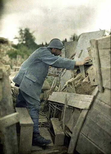 Mesk - Kolorowe zdjęcia z I wojny światowej wykonane techniką Autochrom. 
Część foto...