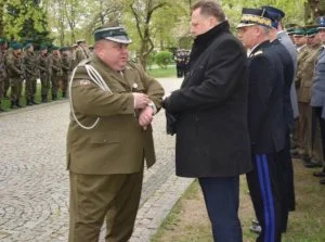 pzjedenastu - @CXLV: ale przyszli dowódcy wojska polskiego muszą być fizycznie aktywn...