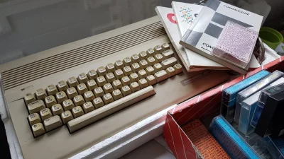 elzevir - #nostalgia #komputery #c64boners #c64 #commodore

Patrzcie co znalazłem w p...