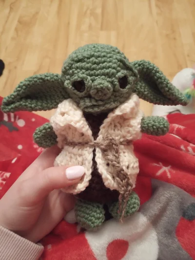 BluntRoller - takom mam zdolnom mame ( ͡° ͜ʖ ͡°)
#yoda #babyyoda #starwars #handmade...