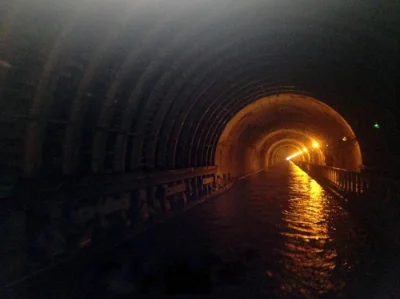 ostatniisprawiedliwy - > Kolejny kanał .
Tylko 131 km i tylko 97 śluz.
Jeden tunel dł...