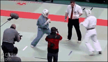 M.....e - Takie tam Kung-Fu

#gif #karate #sztukiwalki #heheszki