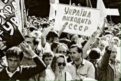 Szczedryk - #fotografia #historia #ukraina 
24 sierpnia 1991 Ukraińska Socjalistyczn...