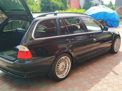 syjusz - Nowy felunek do sebowozu

#bmw #bmwe46 #bmwboners #felgi #bbs #samochody