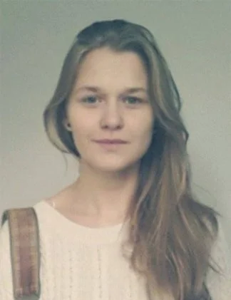 meretz - Zdjęcie Magdaleny Ogórek z czasów liceum.
#magdalenaogorek #ladnapani
