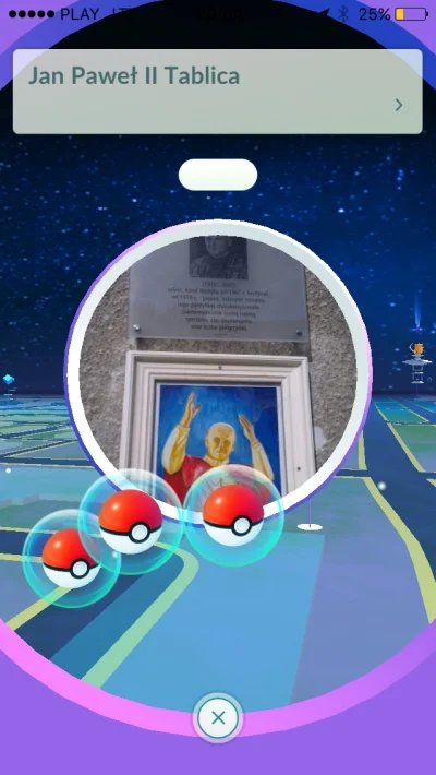 elegantB - Kto dostał pokeballe od samego #jp2, no kto?
#pokemongo #pokemon #warszawa...