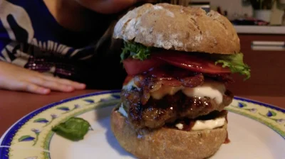 JelitoBaranie - ujdzie?

#gotujzwykopem #slowfood #beef #burger