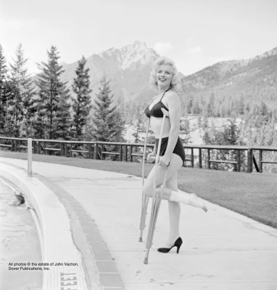 dzika-konieckropka - Radzkie zdjęcie "poszkodowanej " Marylin Monroe.
Marilyn Monroe...