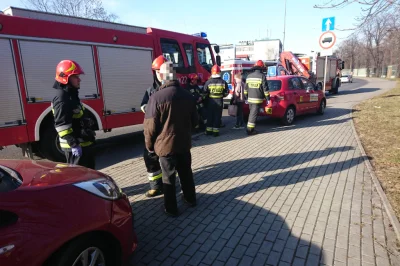 grishko - 18 lutego 2019, Bielsko-Biała, ul. Leszczyńska na wysokości skrzyżowania z ...