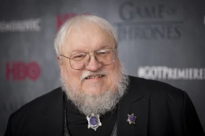 m.....k - Uciekinier zmienił imię na George RR Martin i na wolności został pisarzem. ...