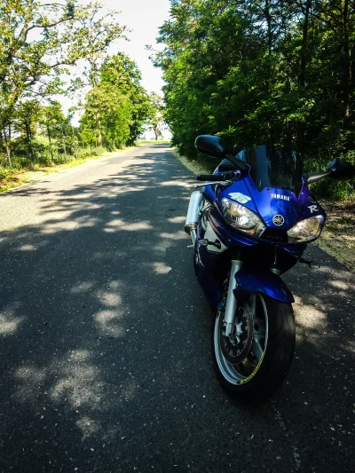 kalboy92 - Korzystając z pięknej pogody i wiejskich dróg ( ͡º ͜ʖ͡º) !
#motocykle #moj...