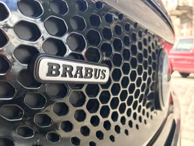 saltacme - #motoryzacja #brabus 
Ustrzeliłem dziś taką bestyje - ktoś zgadnie jaki mo...