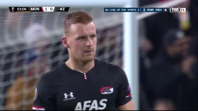 wielki_dziku - Co poklepali chłopaki

Man Utd [1]:0 AZ Alkmaar, Young 53'

#golgi...