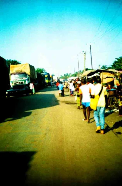 Dwadziesciajeden - Akra, Ghana, 21 listopada 2011 r.

Aby dostać się do stolicy z m...