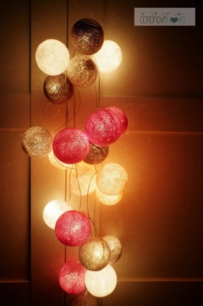 FlamesFromHell - Lepiej kupić lampki cotton balls na baterie czy na prąd? 
#pytanie