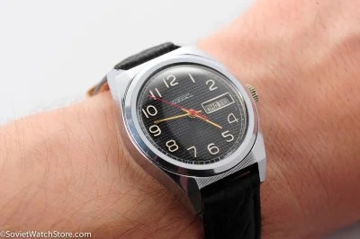 Bolszoj - Mam zegarek niemal taki jak na zdjęciu tylko, że ze srebrnymi wskazówkami i...