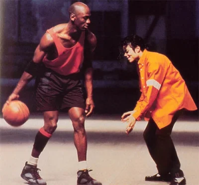 Emtebe - MJJ vs MJ. Clash Of The Titans.



#muzyka #michaeljackson #michaeljordan #k...