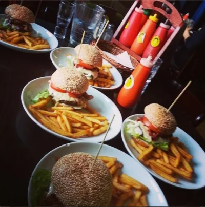 Morgoth143 - Nawet mi Was nie żal.



#burger #katowice #frytki #madmick

#foodporn