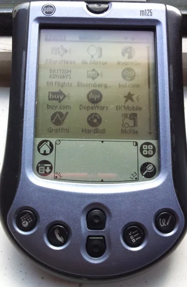 szczesliwa_patelnia - #retrogaming #elektronika #pda #palm 

Ktoś z Was jest zorien...