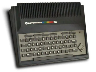 Arveit - @Wyrewolwerowanyrewolwer: komputer Commodore 116