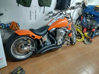 el_dreso - Potwora nie ma pod łóżkiem, stoi w garażu

SPOILER

SPOILER

#harleydavids...