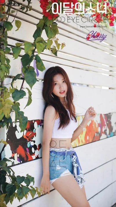 czasuczas - #choerry 
#loona #koreanka