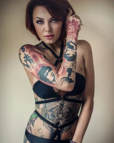 dechado - #ladnapani #tattoo #dobradziara #tattooboners 

modelka : Eric Liyah Kane...