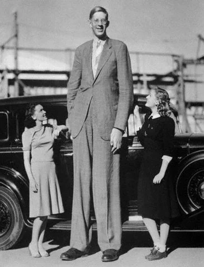 Kakergetes - Robert Wadlow - najwyższy człowiek w historii. Wadlow mierzył 272 centym...