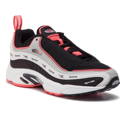 basssiok - ma ktoś może Reebok Daytona DMX i może się wypowiedzieć jak z wygodą i fit...