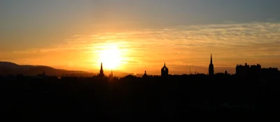 P.....a - Zdjęcie zachodu słońca nad Edynburgiem, które zrobiłem kilka miesięcy temu....