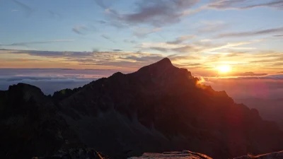 RAKU - Październikowy zachód słońca widziany z Furkotu (ʘ‿ʘ)
#earthporn #tatry #zach...