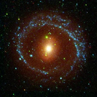 d.....4 - #Setitalks #facebookcontent 

Are Old Galaxies Really Red and Dead?

#kosmo...