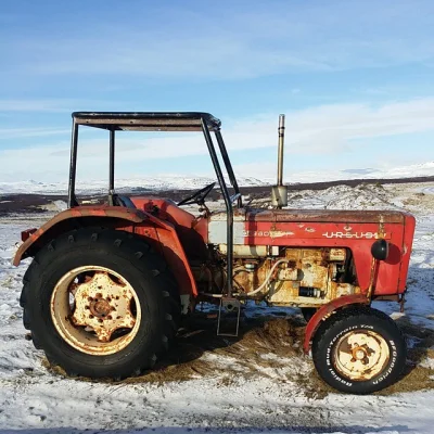powazny - A tak wygląda Ursus C-360 na Islandii :)
#islandia #ciekawostki #traktorbo...