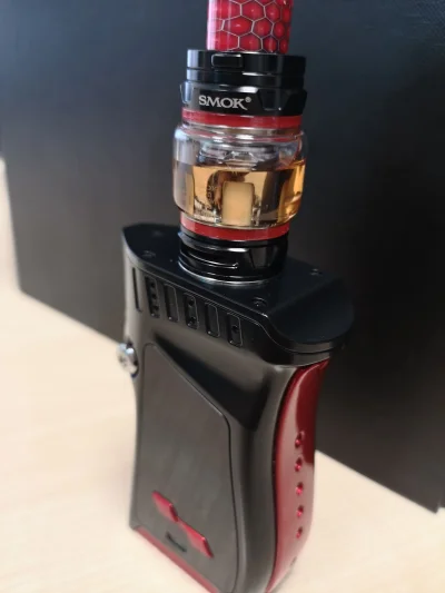 a__m - Sprzedam #Smok Mag Kit 225TC z TFV12 prince. Ktoś zainteresowany? Wysłany z Al...